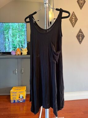 Black Sleeveless Pocket Tank Dress